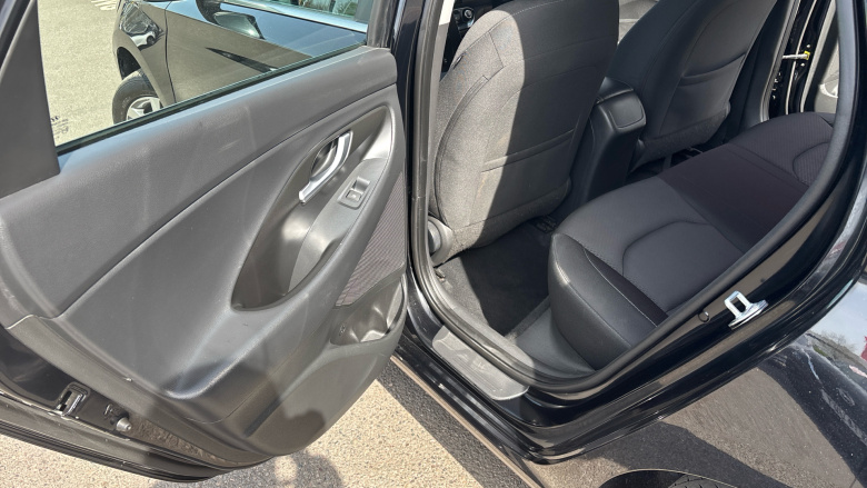 Hyundai i30 1.0T GDI SE Nav 5dr Petrol Hatchback